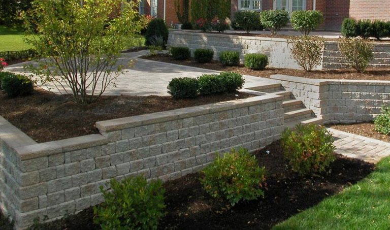 retaining-walls-unilock-roman-pisa-3 - 1st Choice Landscaping